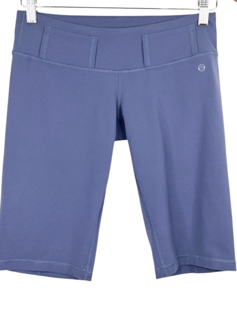 Lululemon Blue Belt it Out Running Bike Yoga Activewear Shorts Approx. Sz. 6/8